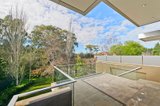 https://images.listonce.com.au/custom/160x/listings/5-yarra-street-hawthorn-vic-3122/342/00101342_img_10.jpg?iwWPn2CO84w