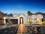 https://images.listonce.com.au/custom/160x/listings/5-yeneda-street-balwyn-north-vic-3104/339/01685339_img_01.jpg?7OTzsbeO9LA