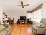 https://images.listonce.com.au/custom/160x/listings/50-52-terrigal-crescent-kilsyth-vic-3137/654/01524654_img_06.jpg?WIiCyB-En0U