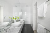 https://images.listonce.com.au/custom/160x/listings/50-glendearg-grove-malvern-vic-3144/732/01703732_img_10.jpg?lAnwVeWtjTU