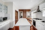 https://images.listonce.com.au/custom/160x/listings/50-gordon-road-mount-waverley-vic-3149/617/01298617_img_04.jpg?bUMAVfB9LZc