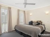 https://images.listonce.com.au/custom/160x/listings/50-lauriston-drive-coldstream-vic-3770/008/01525008_img_05.jpg?YUvAvwi9mO8