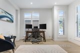 https://images.listonce.com.au/custom/160x/listings/50-locksley-road-chirnside-park-vic-3116/022/01202022_img_08.jpg?HsqybB9Dnjg