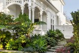 https://images.listonce.com.au/custom/160x/listings/50-service-street-hampton-vic-3188/898/01908898_img_02.jpg?qk1NqdwdqHA
