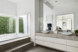https://images.listonce.com.au/custom/160x/listings/50-service-street-hampton-vic-3188/898/01908898_img_06.jpg?pX9zb_YjM0U