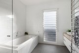 https://images.listonce.com.au/custom/160x/listings/50-service-street-hampton-vic-3188/898/01908898_img_08.jpg?QGdjV4BKv4U