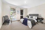 https://images.listonce.com.au/custom/160x/listings/50-tortice-drive-ringwood-north-vic-3134/674/01336674_img_08.jpg?gWNKt9p3r14