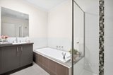 https://images.listonce.com.au/custom/160x/listings/50-wurrook-circuit-north-geelong-vic-3215/054/01603054_img_10.jpg?9pi5m3E-O5k