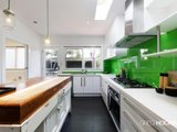 https://images.listonce.com.au/custom/160x/listings/501-melbourne-road-newport-vic-3015/535/01203535_img_06.jpg?iIJgnMps_0c