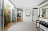 https://images.listonce.com.au/custom/160x/listings/501-st-kilda-street-elwood-vic-3184/646/01577646_img_04.jpg?_C8MWuubVEA