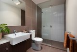 https://images.listonce.com.au/custom/160x/listings/501105-nott-street-port-melbourne-vic-3207/288/01794288_img_08.jpg?57j2o0l2xiQ