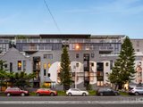 https://images.listonce.com.au/custom/160x/listings/50125-pickles-street-port-melbourne-vic-3207/238/01088238_img_01.jpg?wKfuitx-YIg