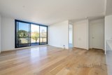 https://images.listonce.com.au/custom/160x/listings/50387-mount-street-heidelberg-vic-3084/794/01902794_img_05.jpg?qR-cciItHtk