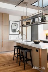 https://images.listonce.com.au/custom/160x/listings/50416-walker-street-northcote-vic-3070/467/01813467_img_13.jpg?xwYpjSf6MwI