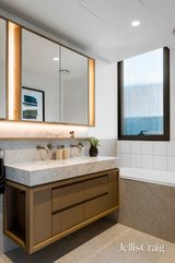 https://images.listonce.com.au/custom/160x/listings/50416-walker-street-northcote-vic-3070/467/01813467_img_15.jpg?ZNIBi2q4G6w
