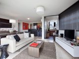 https://images.listonce.com.au/custom/160x/listings/504196-albert-road-south-melbourne-vic-3205/381/01087381_img_05.jpg?huFe7QIFalQ