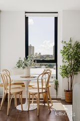 https://images.listonce.com.au/custom/160x/listings/50432-bosisto-street-richmond-vic-3121/056/01988056_img_06.jpg?jAEeNaI69Vo