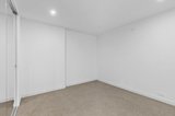 https://images.listonce.com.au/custom/160x/listings/505101-bay-street-port-melbourne-vic-3207/681/01909681_img_10.jpg?QtVCdwTiD2c