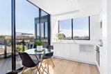 https://images.listonce.com.au/custom/160x/listings/5052-golding-street-hawthorn-vic-3122/185/01684185_img_03.jpg?zZbi84k18eU