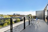 https://images.listonce.com.au/custom/160x/listings/5052-golding-street-hawthorn-vic-3122/185/01684185_img_09.jpg?9-lBRxSbEZQ