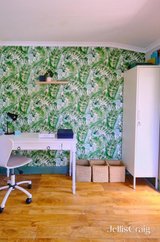 https://images.listonce.com.au/custom/160x/listings/506-windermere-street-redan-vic-3350/183/01752183_img_09.jpg?PGGoKFu5ypg