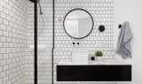 https://images.listonce.com.au/custom/160x/listings/5072-morton-avenue-carnegie-vic-3163/793/01905793_img_07.jpg?nnXEv0LaEos