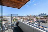https://images.listonce.com.au/custom/160x/listings/50736-regent-st-richmond-vic-3121/219/01811219_img_11.jpg?Mmpg4selpFk
