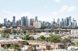 https://images.listonce.com.au/custom/160x/listings/509255-racecourse-road-kensington-vic-3031/849/01413849_img_07.jpg?-_9TI7EL_28