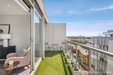 https://images.listonce.com.au/custom/160x/listings/50999-nott-street-port-melbourne-vic-3207/138/01794138_img_02.jpg?lBfeToyggFw