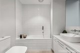 https://images.listonce.com.au/custom/160x/listings/50999-nott-street-port-melbourne-vic-3207/138/01794138_img_07.jpg?1WDNchEi9dc