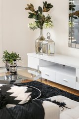 https://images.listonce.com.au/custom/160x/listings/50a-lily-street-seddon-vic-3011/662/00302662_img_10.jpg?m3KcZT4iHwU