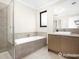 https://images.listonce.com.au/custom/160x/listings/50a-lyons-road-croydon-north-vic-3136/879/01525879_img_10.jpg?xhOp8RMWw0g