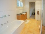 https://images.listonce.com.au/custom/160x/listings/50a-milton-street-elwood-vic-3184/804/01794804_img_07.jpg?Y-Ja6rUSvhw