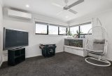https://images.listonce.com.au/custom/160x/listings/50a-parkvalley-drive-chirnside-park-vic-3116/525/01902525_img_03.jpg?UIF3IhCiWc4