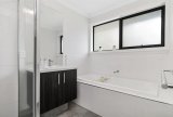 https://images.listonce.com.au/custom/160x/listings/50a-parkvalley-drive-chirnside-park-vic-3116/525/01902525_img_04.jpg?UIF3IhCiWc4