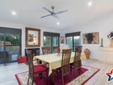 https://images.listonce.com.au/custom/160x/listings/51-53-russell-street-mount-evelyn-vic-3796/900/01524900_img_07.jpg?_genfzBnnuc