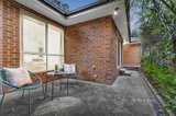 https://images.listonce.com.au/custom/160x/listings/51-alandale-road-blackburn-vic-3130/944/01572944_img_11.jpg?uAPksygvzMI