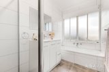https://images.listonce.com.au/custom/160x/listings/51-bertrand-avenue-mulgrave-vic-3170/606/01922606_img_09.jpg?R3FZU6Ileg4