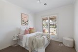 https://images.listonce.com.au/custom/160x/listings/51-borrack-crescent-mernda-vic-3754/996/01573996_img_09.jpg?_AdMBigib_Q