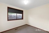 https://images.listonce.com.au/custom/160x/listings/51-elonera-avenue-greensborough-vic-3088/796/01909796_img_07.jpg?845XWMKQ378
