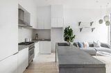 https://images.listonce.com.au/custom/160x/listings/51-erskine-street-middle-park-vic-3206/613/01331613_img_04.jpg?UfIORj4h2DU
