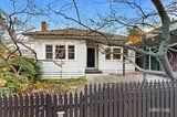 https://images.listonce.com.au/custom/160x/listings/51-fitzwilliam-street-kew-vic-3101/844/01913844_img_01.jpg?IG4q5HU8b1Y