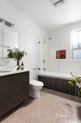 https://images.listonce.com.au/custom/160x/listings/51-fraser-street-richmond-vic-3121/310/01769310_img_16.jpg?RQkyzYJp90U
