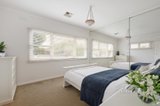 https://images.listonce.com.au/custom/160x/listings/51-fromer-street-bentleigh-vic-3204/608/01048608_img_07.jpg?fba19VuGjWM