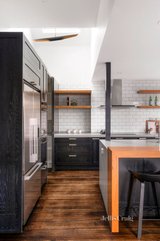 https://images.listonce.com.au/custom/160x/listings/51-gladstone-avenue-northcote-vic-3070/652/01578652_img_06.jpg?z4pp7c7XucI