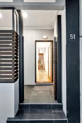 https://images.listonce.com.au/custom/160x/listings/51-hope-street-brunswick-vic-3056/605/01355605_img_02.jpg?lbhUucQsb7A