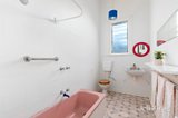 https://images.listonce.com.au/custom/160x/listings/51-iffla-street-south-melbourne-vic-3205/110/01905110_img_07.jpg?htV0woy-zSo