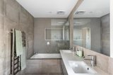 https://images.listonce.com.au/custom/160x/listings/51-jasper-road-bentleigh-vic-3204/974/01702974_img_09.jpg?FQ1LHrIjmu4