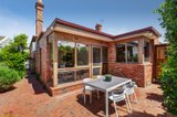 https://images.listonce.com.au/custom/160x/listings/51-lang-street-south-yarra-vic-3141/521/01127521_img_09.jpg?YAiC_WjOIck