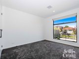 https://images.listonce.com.au/custom/160x/listings/51-lees-street-mckinnon-vic-3204/331/01580331_img_03.jpg?GXG85lbdF4U